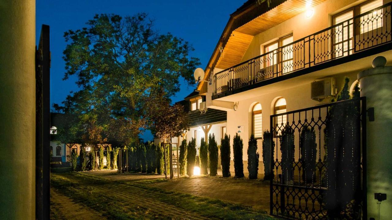 Diofa Apartman Keszthely Εξωτερικό φωτογραφία